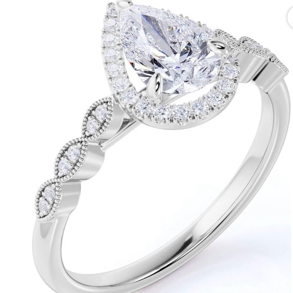NWT-Antique 1.25CT Pear Moissanite Halo Engagement Ring Sterling Silver
